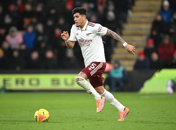 Arsenal vs Liverpool: hora y dónde ver en vivo a Hincapié.