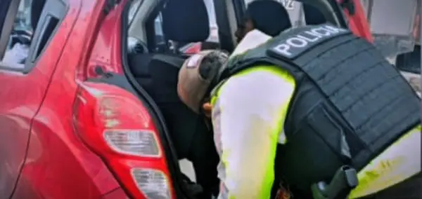 El vehículo fue sometido a un proceso de revisión detenido