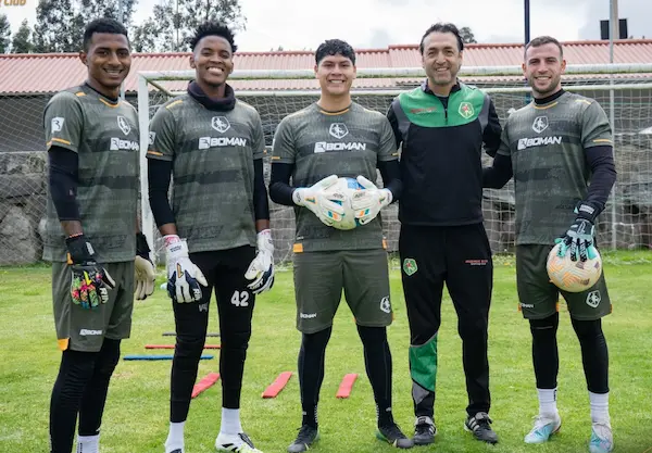 Christian Tapia en la pretemporada de Mushuc Runa.