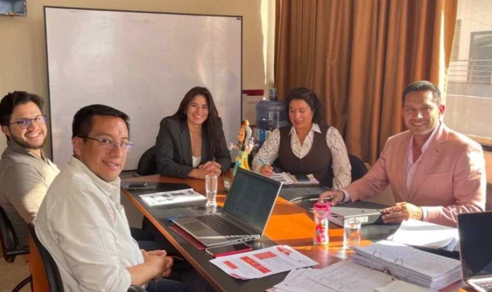 Convocatoria docentes investigadores UTA requisitos y bases.