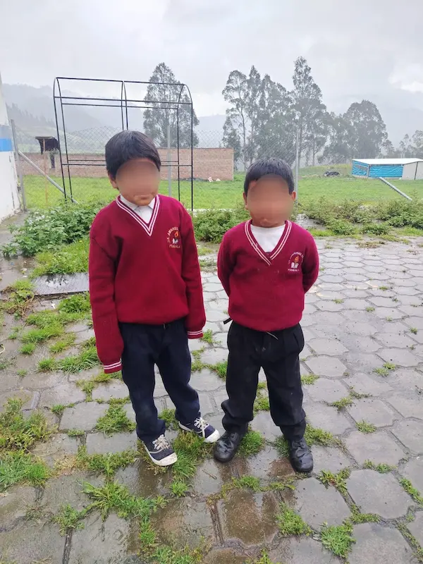 Hermanos de Riobamba se quedaron huérfanos y nos necesitan