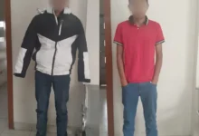 Hombre y joven de 16 años detenidos por robo en Riobamba