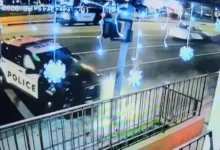 Video | Vehículo policial atropella a peatón y choca por alta velocidad