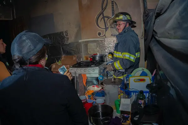 Al finalizar la tarea, los Caballeros del Fuego dejaron varias recomendaciones a los propietarios del inmueble