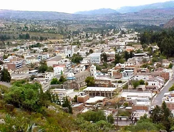 La pujante y laboriosa población de la Capital Artesanal del Ecuador, de profundas convicciones religiosas, se estremeció con tan abominable acto