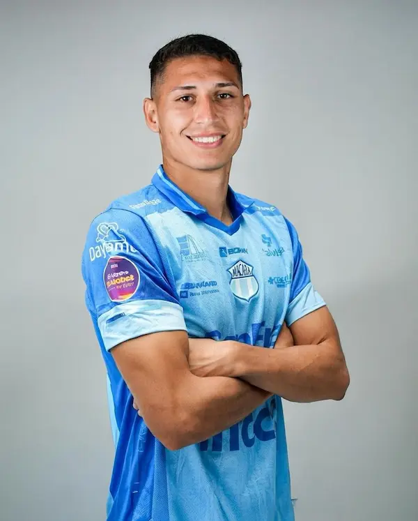 Macará da la sorpresa y ficha a un delantero argentino.