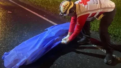 Muerte se llevó a 3 hombres cuando cambiaban una llanta