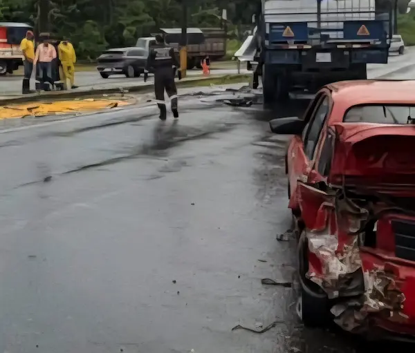 Los vehículos involucrados en el hecho siniestro