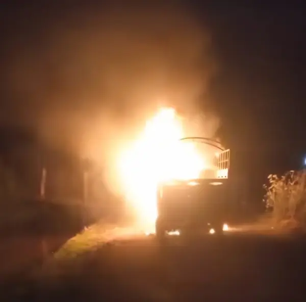 Parroquia de Riobamba quemó carro contra la inseguridad