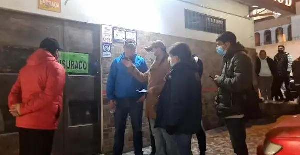 Tras el hecho, funcionarios de control clausuraron el lugar de manera temporal