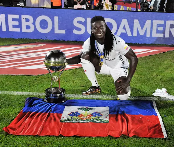 Ricardo Adé, destacada figura de LDU tuvo un paso por Mushuc Runa.