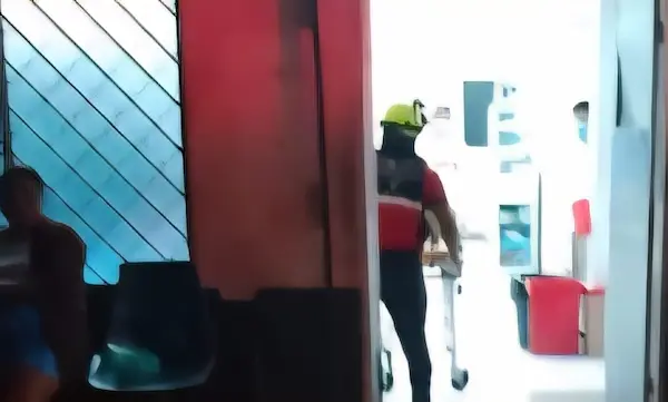 El paciente fue trasladado a una casa de salud para recibir atención prioritaria