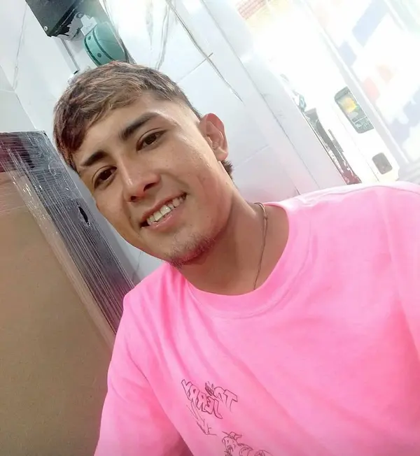 Adonis Ronaldo Liu Ba Cruz, en vida