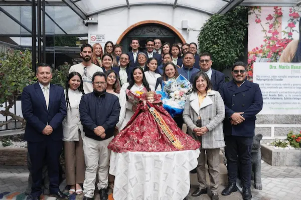 Instituto Universitario Misael Acosta nuevo prioste del Niño Rey de Reyes Chimborazo