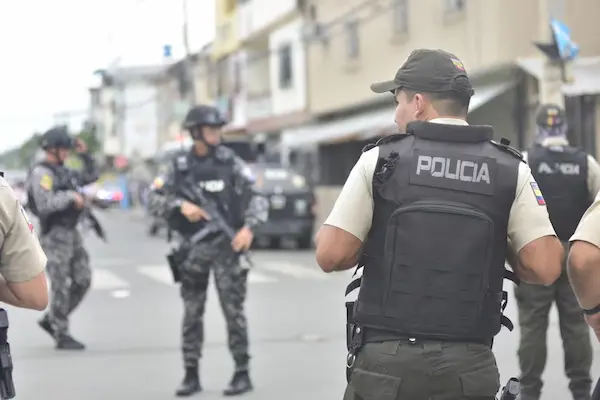 De inmediato se desplegó un operativo entre Fuerzas Armadas y Policía Nacional, a más que se activó un plan de recompensas