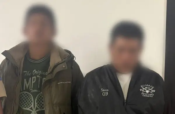 2 hombres de Riobamba detenidos por robo de celulares