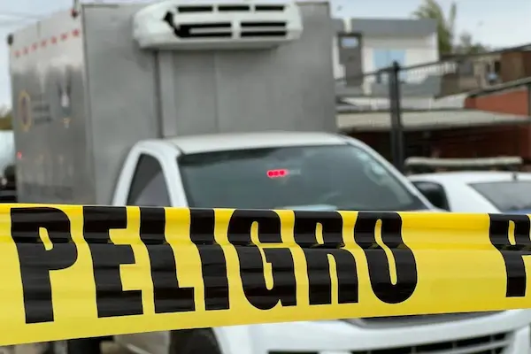 El carro de Medicina Legal transportó los 6 cadáveres