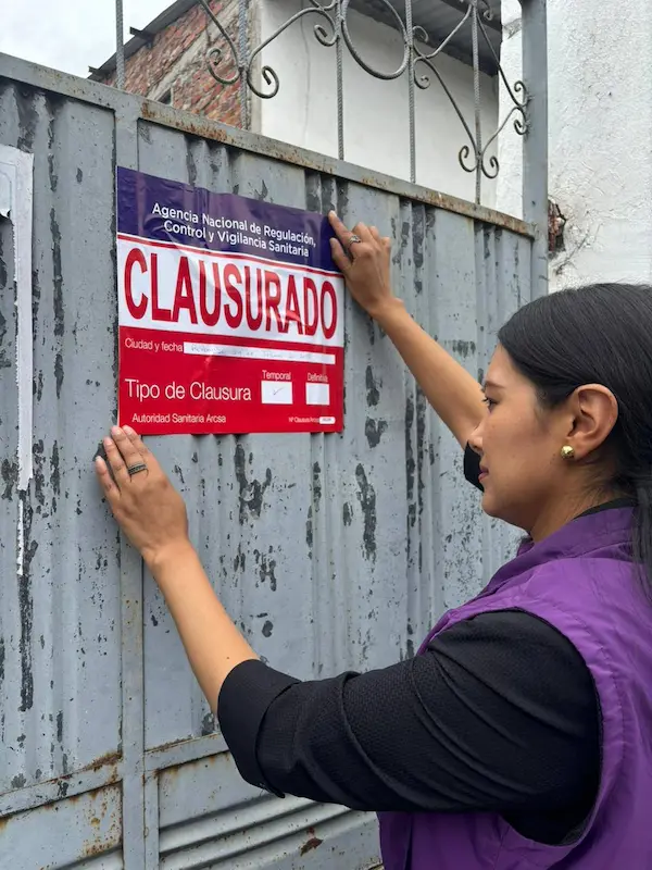 Arcsa clausura planta de lácteos en Riobamba por riesgo sanitario