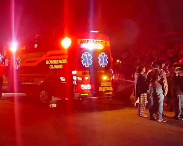Accidente de tránsito en Guano deja 5 heridos