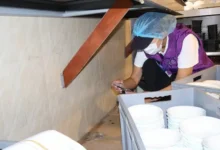 Arcsa clausuró 2 establecimientos de Riobamba