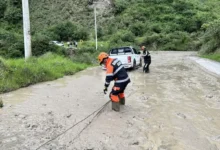 Bomberos Alausí atendió una emergencia por deslave