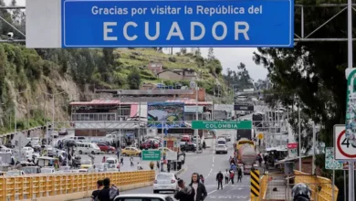 Ecuador sube aranceles al 50 % a importaciones de Colombia