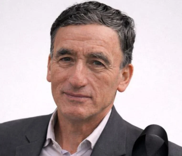 Chimbo: hombre asesinado tras violento asalto en su casa.