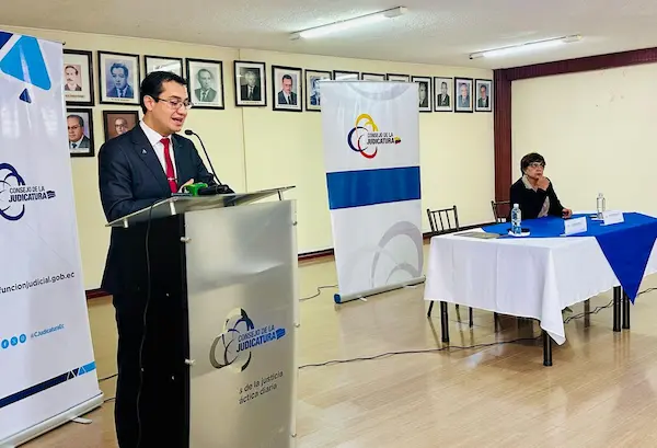 Director del Consejo de la Judicatura de Chimborazo renuncia