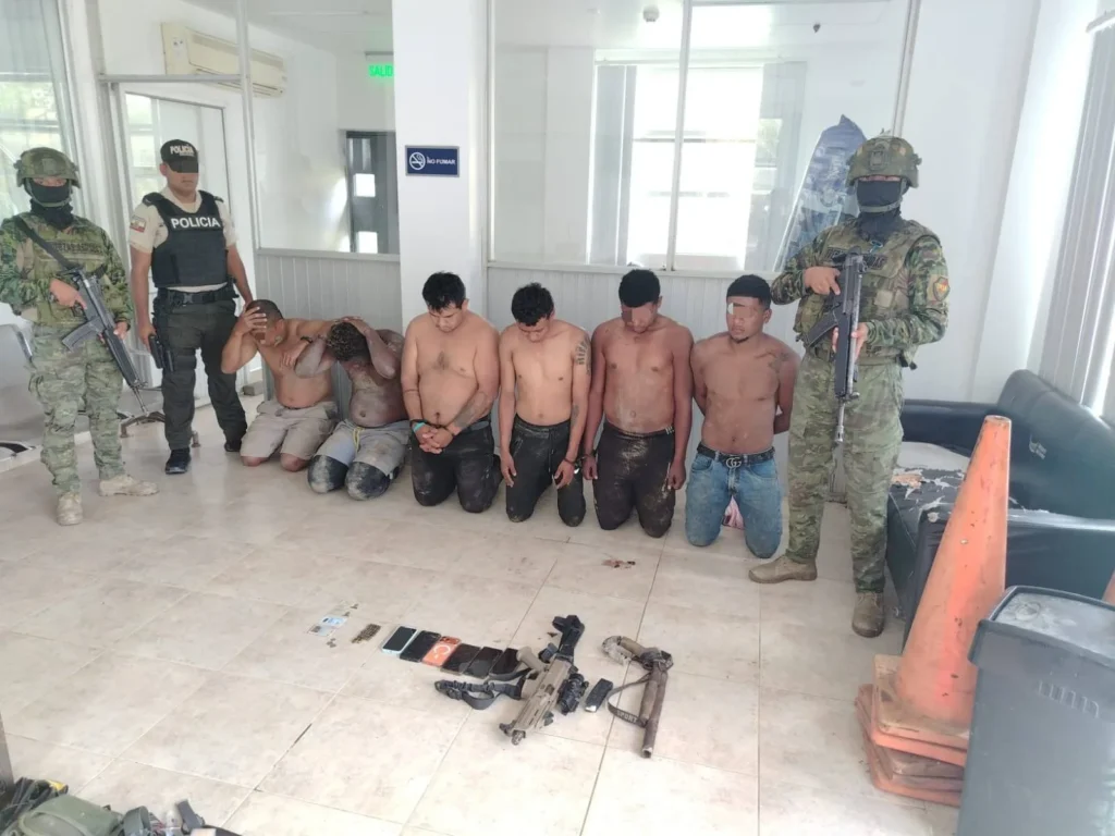 Limón Indanza: 6 detenidos por minería ilegal en operativo.