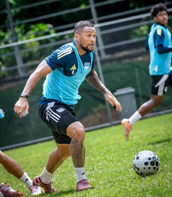 Emelec quiere ganar en mesa según Universidad Católica.