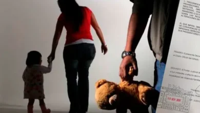 Hombres engañados piden castigo a la falsa paternidad