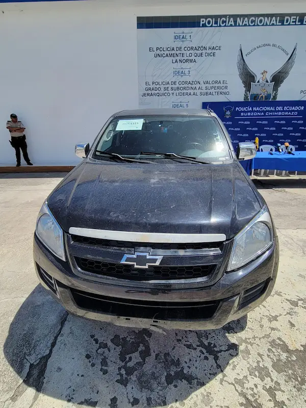 Vehículo en el que se movilizaban y que fue robado en Pichincha