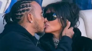 Kim Kardashian y Lewis Hamilton confirman su relación en el Super Bowl 2026