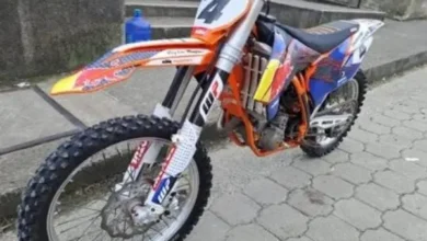 Policía Nacional detuvo una motocicleta en Cumandá