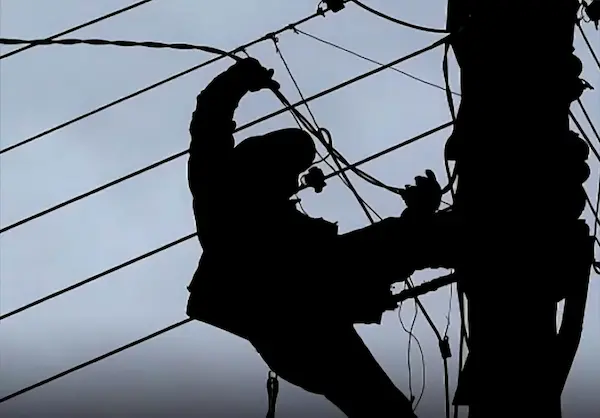 Este accidente reavivó el debate sobre la seguridad en el trabajo eléctrico