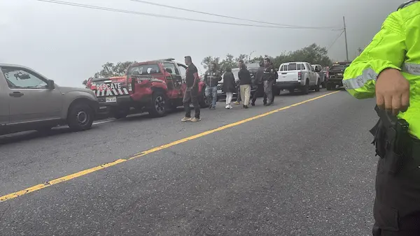 Hallan sin vida a Héctor Enríquez en la vía Alóag