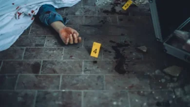 Hombre muere tras introducir su cabeza en una freidora en restaurante