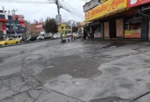 Municipio Riobamba prohíbe estacionarse en zona peatonal en la salida a San Luis