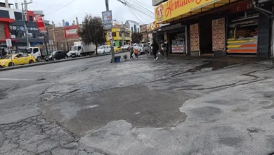Municipio Riobamba prohíbe estacionarse en zona peatonal en la salida a San Luis