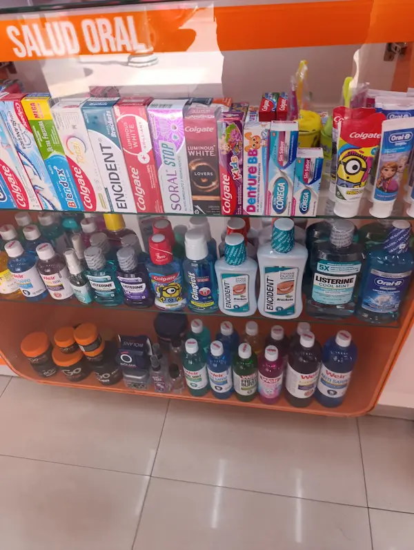 Verifique la farmacia más cercana para cualquier emergencia.