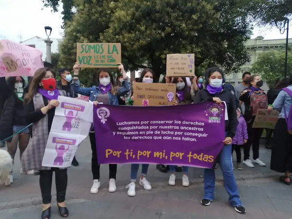 Marcha del 8M en Riobamba