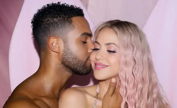 Confirmación oficial y reacciones del público