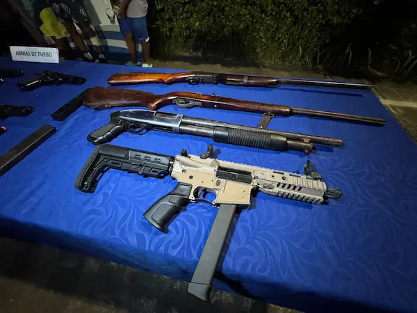 Armas incautadas en operativos