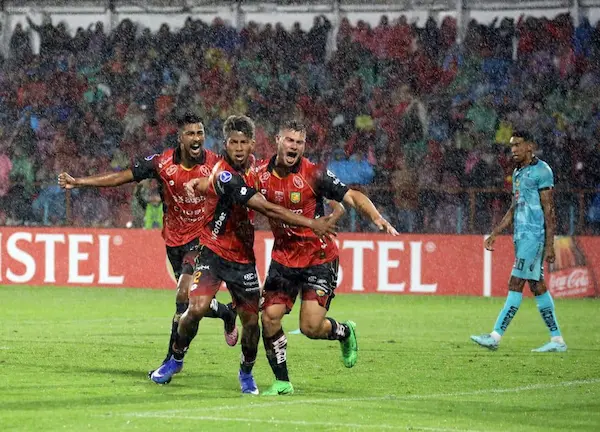 Deportivo Cuenca vs Leones FC: hora y dónde ver en vivo.