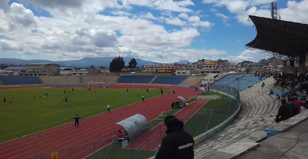 Estadio La Cocha en Latacunga.