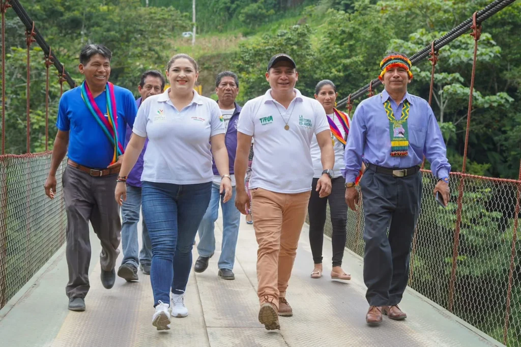 Inicia construcción del puente sobre el río Upano en Sucúa.