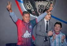 Olmedo presento a su cuerpo técnico 2026 con Sixto Vizuete. Fuente: CDO.