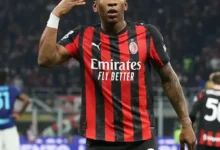 Pervis Estupiñán en el 11 ideal de la Serie A Italiana.