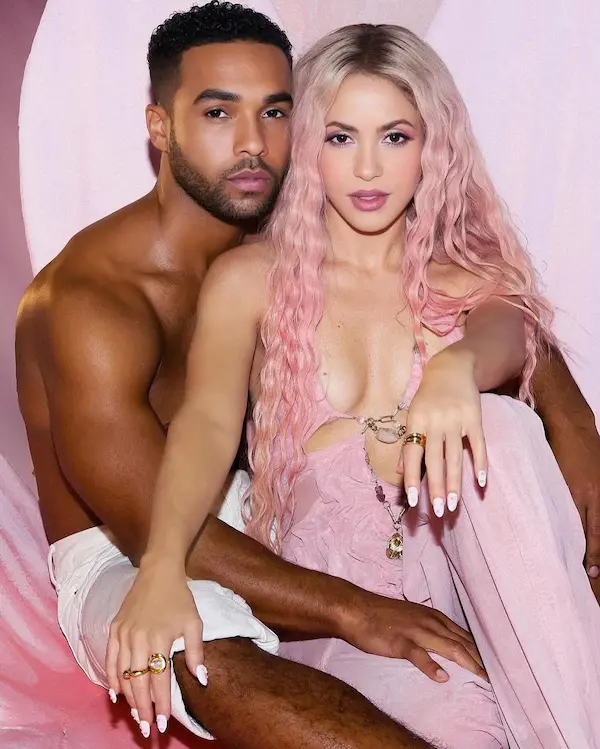 Shakira y Lucien Laviscount confirman relación