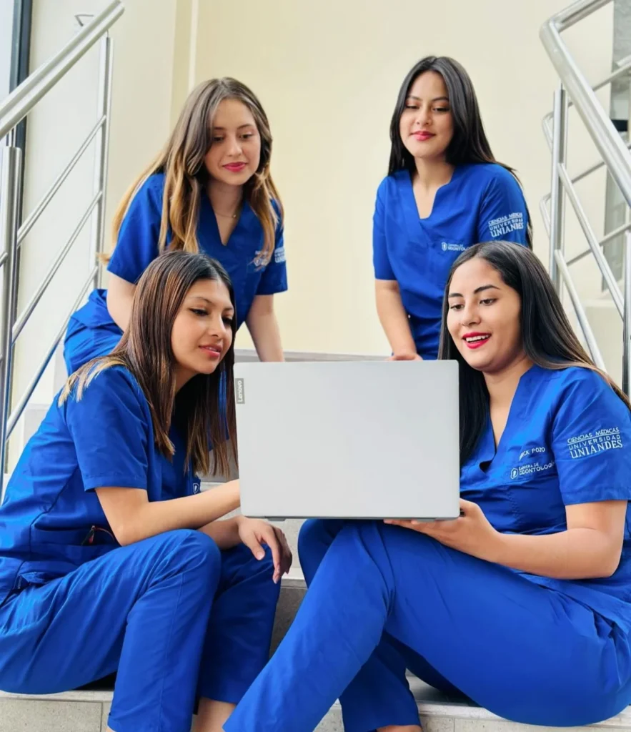 Uniandes Ambato busca docentes en marzo 2026 cómo postular.